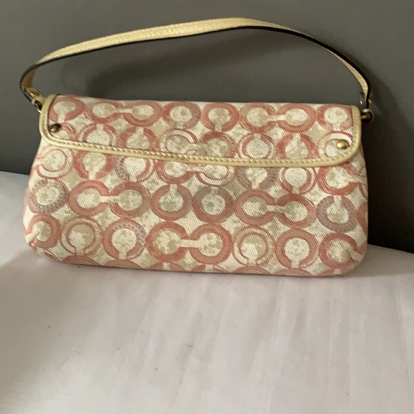 Clutch type purse with handle - Picture 2 of 2